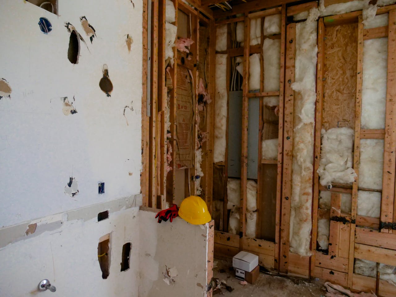 Construction debris removal truck Tampa Bay